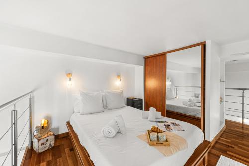Duplex facing the Port - Old Nice - Beach within walking distance