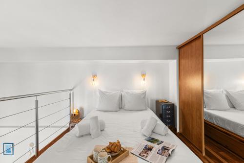 Duplex facing the Port - Old Nice - Beach within walking distance