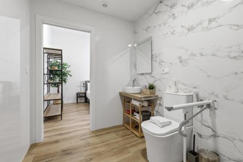 Loft Luminoso, Adaptado, Smart TV, AC, 2 Pax