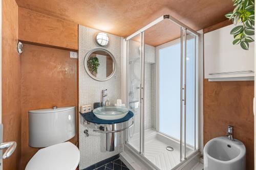 Duplex facing the Port - Old Nice - Beach within walking distance
