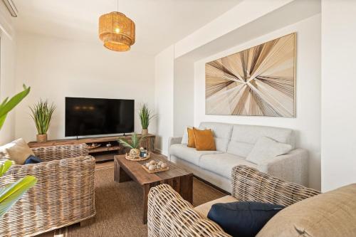 RDR559 - Seaview 2 Bed Apt in Habitat Valle Romano