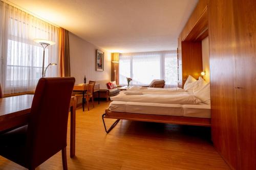 Utoring Hohe Promenade 001