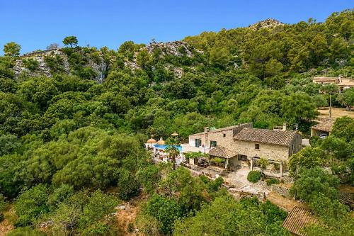 Villa La Coma by Sealand Villas