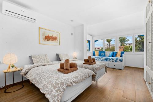 27 - Villa 2 etages avec ascensseur a Nueva Andalucia Marbella
