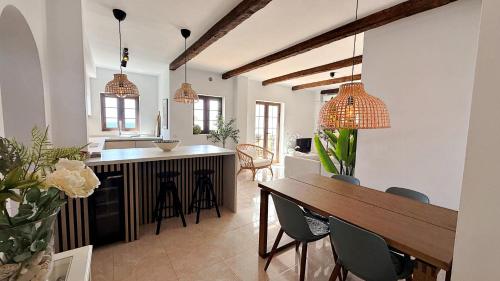 AP231 - Capistrano Playa 611