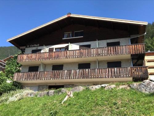 Appartement cosy 5 personnes, proche télécabine, balcon ouest