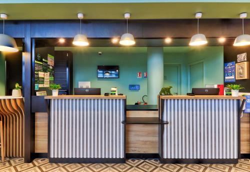 B&B HOTEL Dijon Valmy Toison d'or
