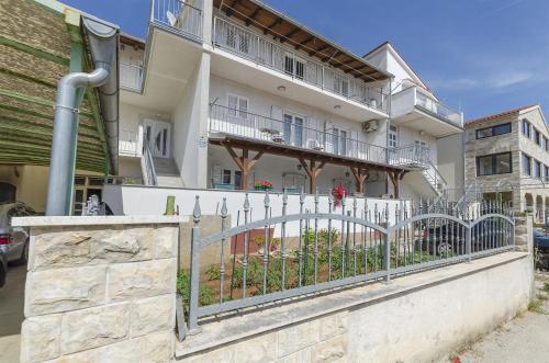 Apartments Jopa