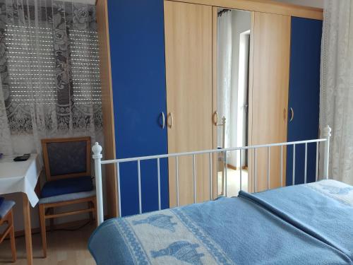 Cheapest and comfortable Guesthouse just approx 100m to sea, near Sandy Beach