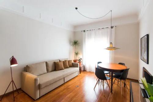 GuestReady - Rivoli Apartment with Balcony