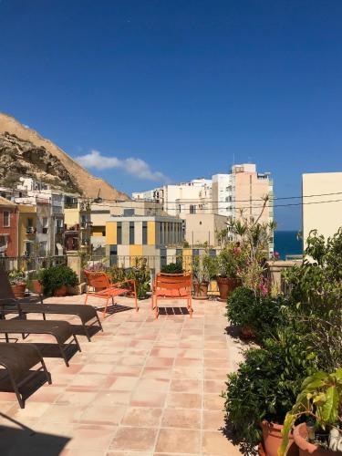 Beautiful penthouse, sea view, 100m from the beach