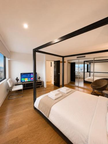 Sunset Pool Duplex Loft in Gazi, Athens
