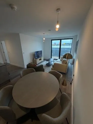 Berkeley Square Apartments by StaySavvy Accommodation photo 8