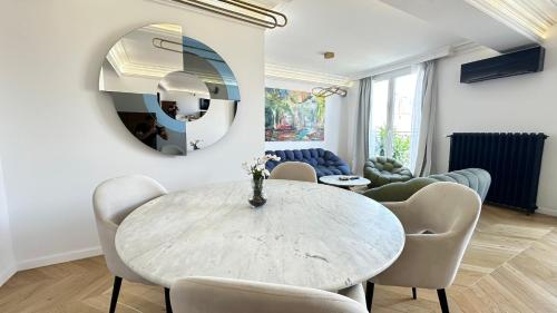 Luxury Apartment – 3 Bedrooms / Arc de Triomphe