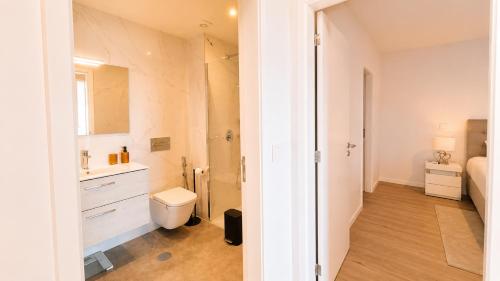 Vanguard View Apartment