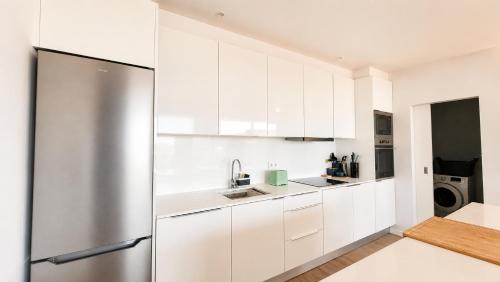 Vanguard View Apartment