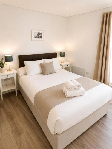 Foto Grand Central House - Deluxe Two Bedroom - GibraltarStay Apartments 4