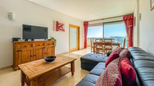 Aquamar Sunset T2 by HsR Marina Vilamoura
