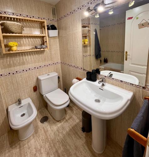 Apartamento céntrico junto al mar con parking