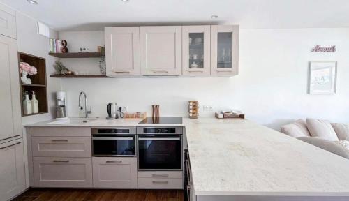 Bel appartement T2 dans résidence à Saint-Raphaël Valescure à 10 minutes de la mer