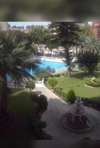 Apartamento con piscina en Benidorm