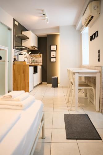 #Tyrtaiou Modern Design Studio
