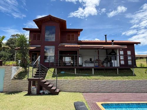 Refúgio Exclusivo com Piscina e Lazer