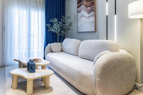 Iconic Luxury Apartment WHITE TOWER