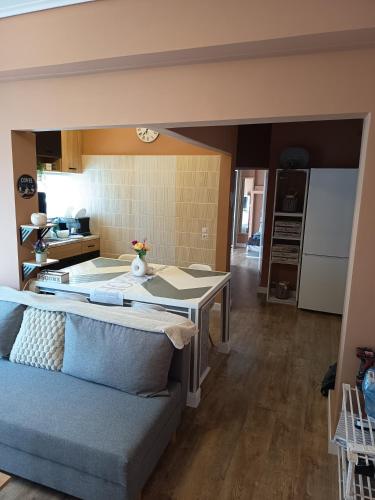 Loutraki Central Appartment