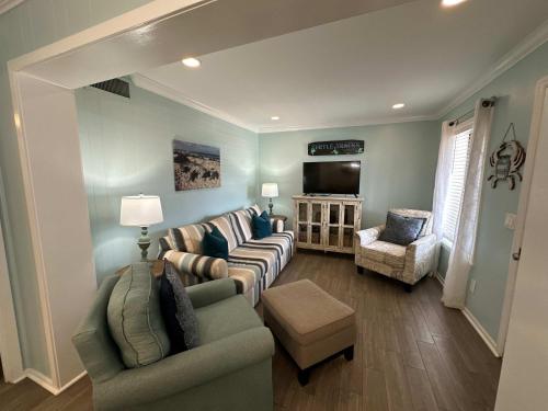 Hilton Head Resort 2BR Near Beach Pools Hot Tub photo 4