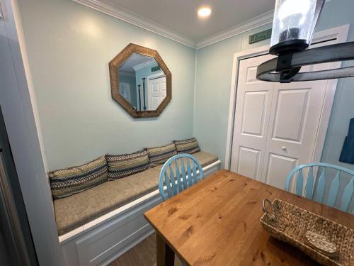 Hilton Head Resort 2BR Near Beach Pools Hot Tub photo 13