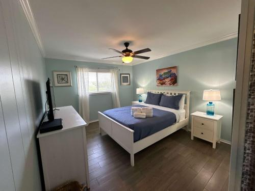 Hilton Head Resort 2BR Near Beach Pools Hot Tub photo 14