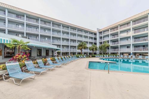 Hilton Head Resort 2BR Near Beach Pools Hot Tub photo 24