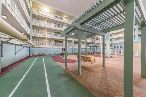 Hilton Head Resort 2BR Near Beach Pools Hot Tub photo 28