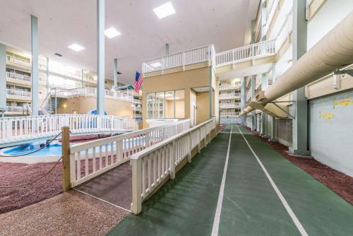 Hilton Head Resort 2BR Near Beach Pools Hot Tub photo 30