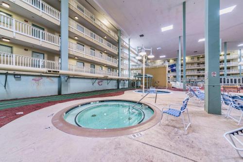 Hilton Head Resort 2BR Near Beach Pools Hot Tub photo 33