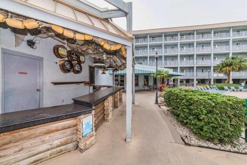 Hilton Head Resort 2BR Near Beach Pools Hot Tub photo 35