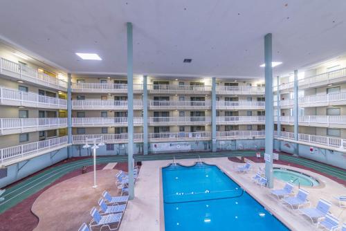 Hilton Head Resort 2BR Near Beach Pools Hot Tub photo 36