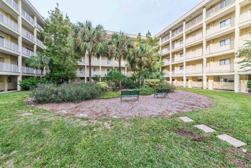 Hilton Head Resort 2BR Near Beach Pools Hot Tub photo 46