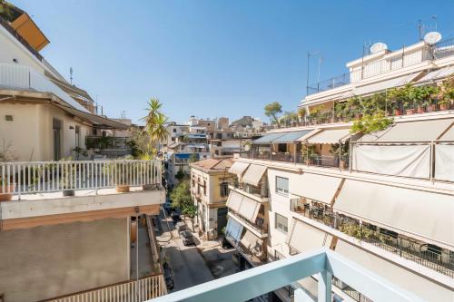 Bright & Airy 2BD Apt Close To National Garden