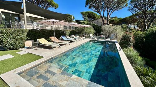 Superbe villa Vue mer - 5 suites - centre & plage à 8'