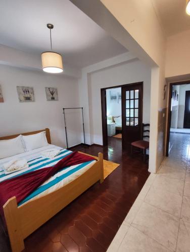 AO - Quarto Esteves