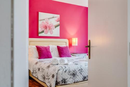 Apartamento em Moradia com Piscina - perto das praias