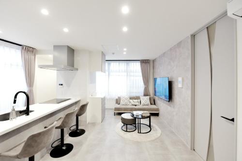 Spacious 65sqm Family Apartment Namba Dotonbori Kuromon 8 Guests Riverwood 205