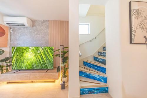 Newly Opened, 6 mins to Skytree, 2 mins on foot to the nearest station, 11 mins by train to Asakusa Station, Max 8 peoplele