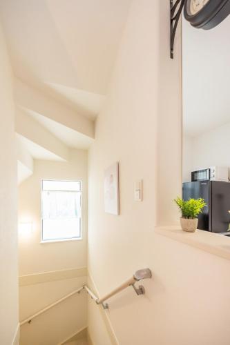 Newly Opened, 6 mins to Skytree, 2 mins on foot to the nearest station, 11 mins by train to Asakusa Station, Max 8 peoplele