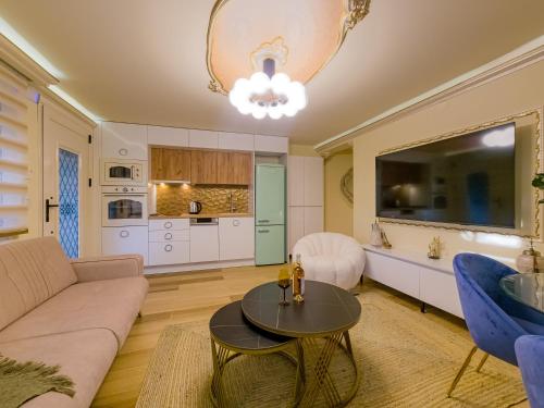 SEA LA VIE LUXURY Apartments
