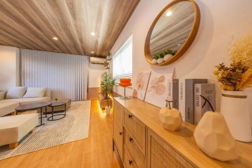 Newly Opened, View of Skytree from the bedroom, 5 mins by train to Skytree Station, 7 mins to the nearest station
