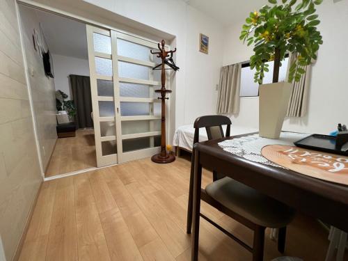 Shinjuku #205 5 minutes from Okubo station Free WIFI