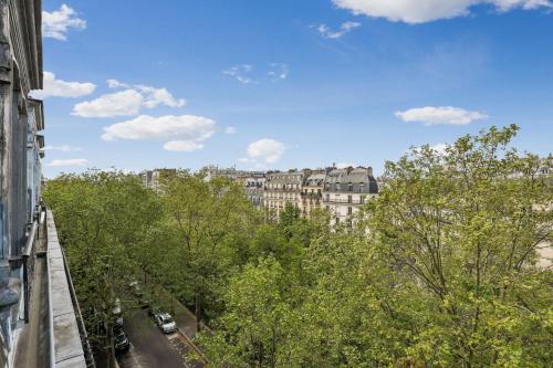 Paris 17 Elegance and Light Monceau and Batignolles